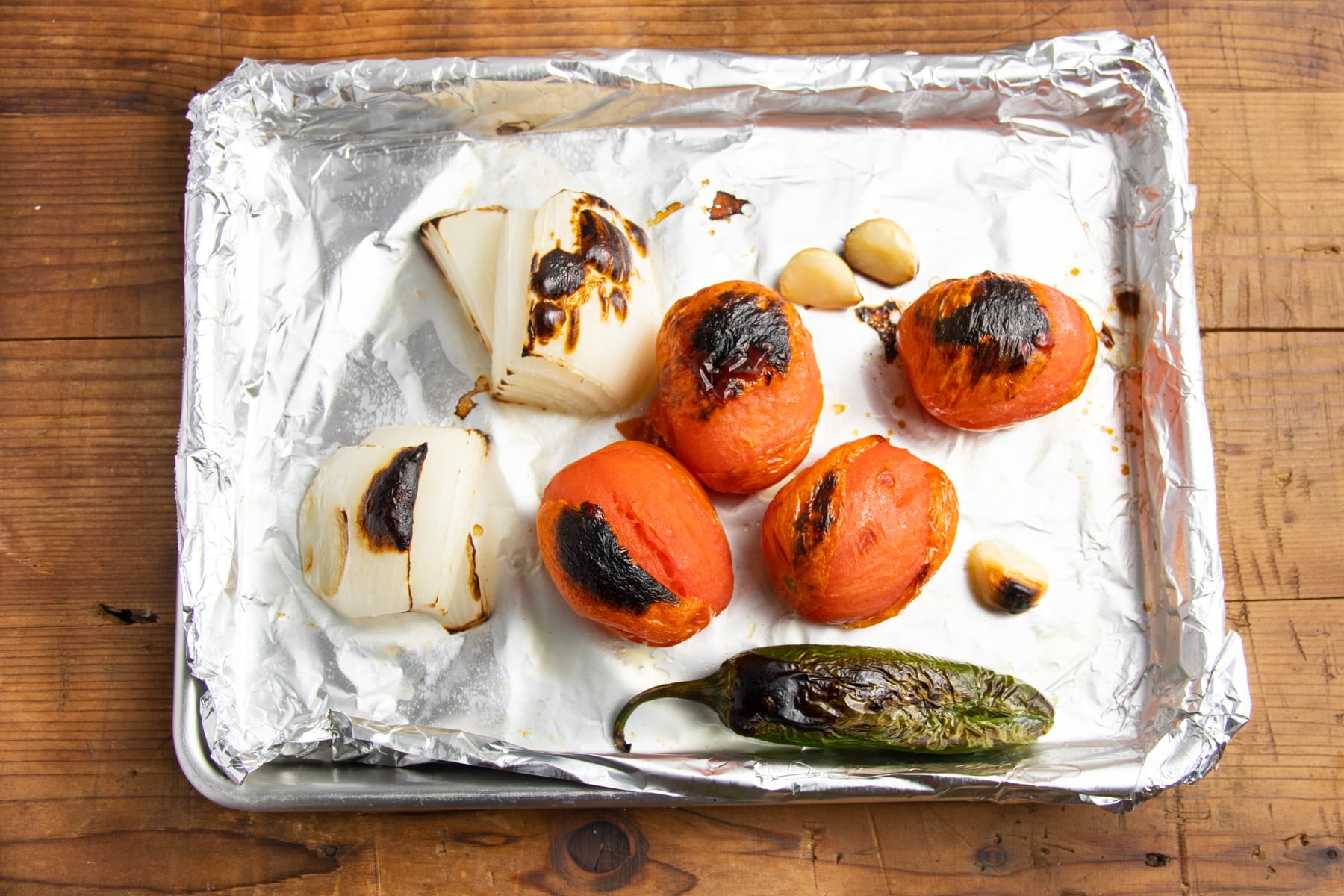 This is a picture of the ingredients on a baking sheet before roasting.